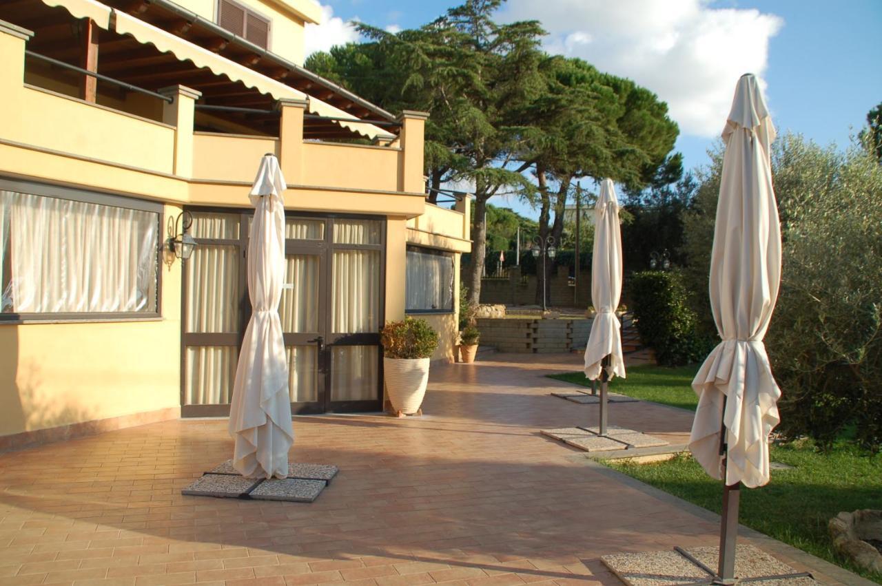 Bed And Breakfast La Corte Degli Ulivi Civitavecchia Exteriér fotografie