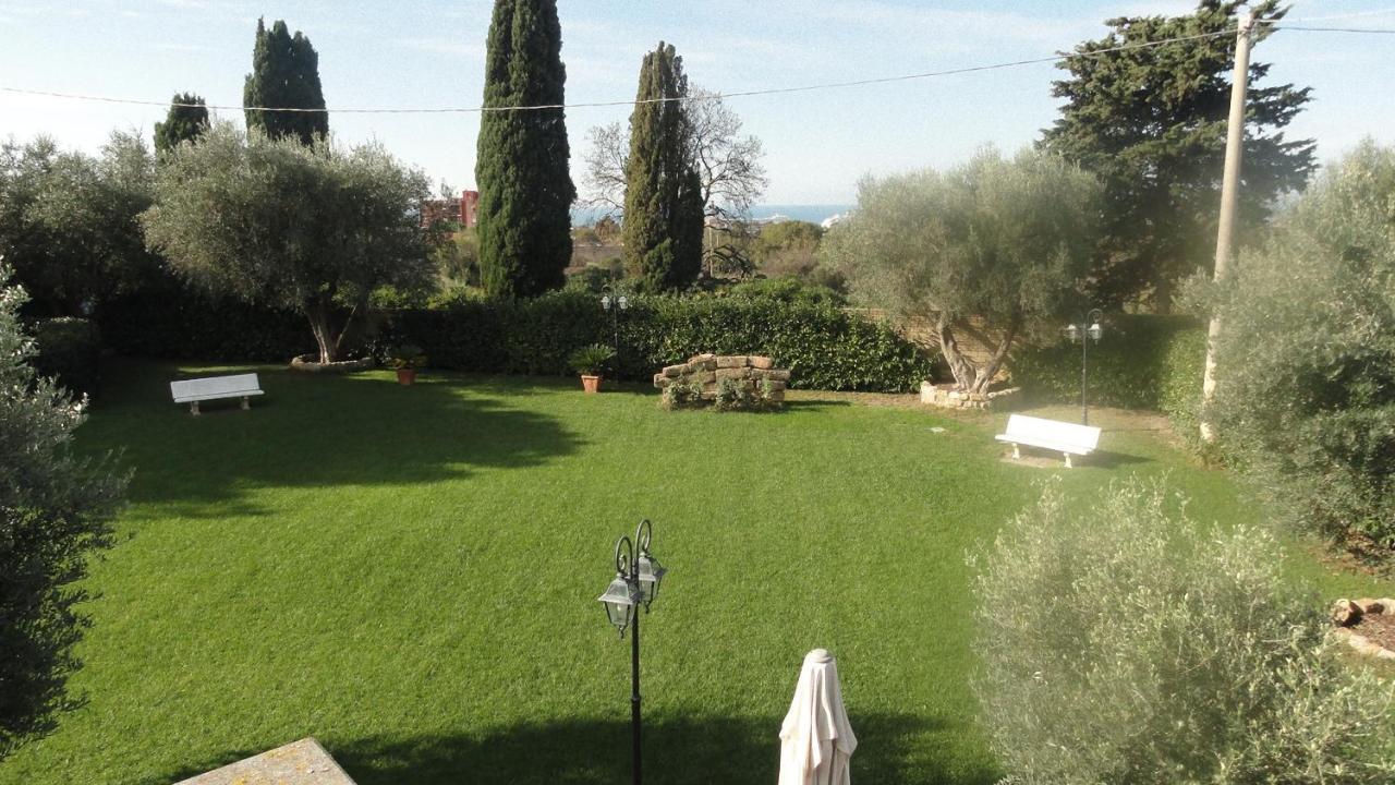 Bed And Breakfast La Corte Degli Ulivi Civitavecchia Exteriér fotografie