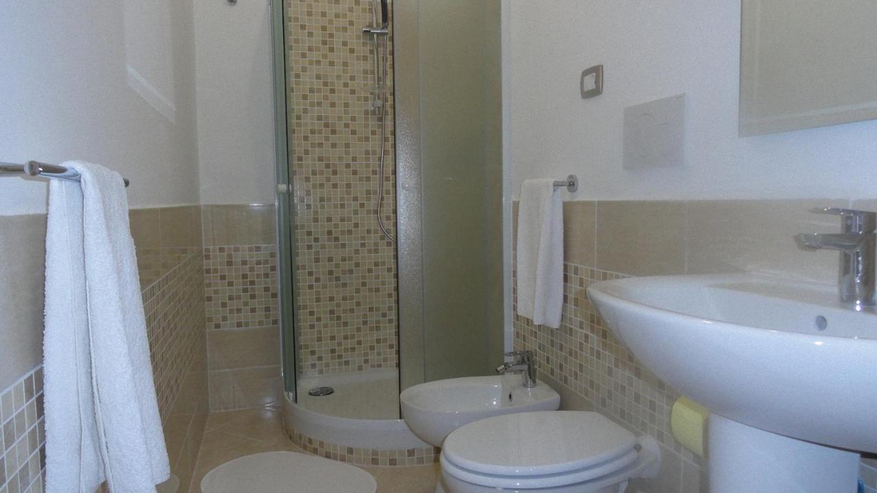 Bed And Breakfast La Corte Degli Ulivi Civitavecchia Pokoj fotografie